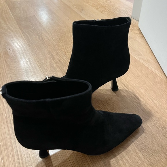 Sam Edelman Pointed Booty - Picture 5 of 5